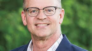 Incumbent, Julian, challenged by Noonan