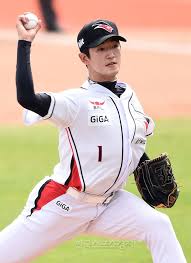 강백호(姜白虎, 1999년 7월 29일 ~ )는 kbo 리그 kt 위즈의 내야수, 외야수이다. í¬í†  ê³ ì˜í'œ ì´ì œë¶€í„´ ë‚´ê°€ ì²˜ë¦¬í• ê²Œ