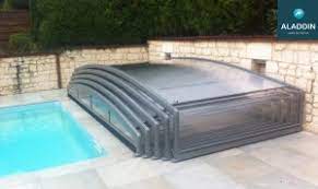 En revanche, l'abri coulissant convient davantage pour les bassins de faibles dimensions. Abri Piscine Sans Rail Au Sol L Abri Piscine Telescopique Et Coulissant