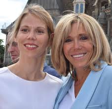 Brigitte macron est née brigitte trogneux, en 1953, au sein d'une célèbre famille de chocolatiers d'amiens. Frankreich Brigitte Macrons Tochter Schlagt Zuruck Gegen Bolsonaro Welt