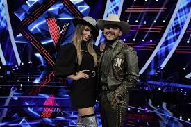 La pareja que se conoció tras participar como coaches en la voz azteca, han sellado su amor y pronto. Belinda Y Christian Nodal Presumen A Su Nuevo Bebe