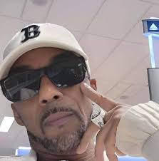 New Edition-If it isn't love or Hi-Five-I like the way… and go 😸🖤