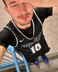 Rocking #10 for year 4👀