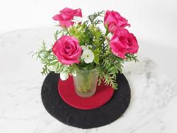 Diese rosen bestellen, bedeutet zum valentinstag ein erstaunliches geschenk von höchster qualität zu versenden. Rosenstrauss Oder Einzelne Rose Schenken Valentinstag 2019