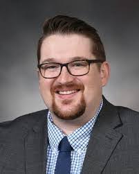 Kelly Eversole's Instagram, Twitter & Facebook