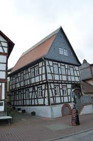 1130 denkmäler sowie 32 gesamtanlagen werden in der denkmaltopographie des. Wilhelmjstrasse 5 Usingen Wikipedia