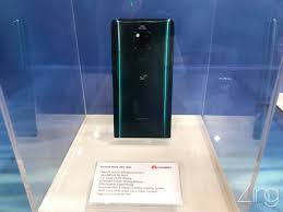 40mp + 20mp + 8mp front camera 24mp 5,000 mah battery in the box: Dr Mahathir Receives First 5g Call In Malaysia With Huawei Mate X Mate 20x 5g Zing Gadget