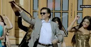 كلمات اغنية اللي باعنا خسر دلعنا راغب علامة مكتوبة وكاملة، انتهى المطرب راغب علامة من تصوير أغنية اللي باعنا خسر دلعنا وقام بكتابة ذلك عبر حسابه الشخصي على موقع انستقرام معلقاً انتهينا من تصوير أغنية اللى باعنا خسر دلعنا وصرح انه تعاون مع المخرج. Ø§Ù„Ù„Ù‰ Ø¨Ø§Ø¹Ù†Ø§ Ø®Ø³Ø± Ø¯Ù„Ø¹Ù†Ø§ Ù„Ù€ Ø±Ø§ØºØ¨ Ø¹Ù„Ø§Ù…Ø© ØªØªØ®Ø·Ù‰ Ø§Ù„Ù…Ù„ÙŠÙˆÙ† Ù…Ø´Ø§Ù‡Ø¯Ø© Ø¹Ù„Ù‰ ÙŠÙˆØªÙŠÙˆØ¨ Ø§Ù„ÙŠÙˆÙ… Ø§Ù„Ø³Ø§Ø¨Ø¹