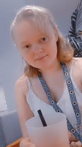 I was bored so I decided to use an ai filter too see what kross and rhea  would look like as Simpson characters.