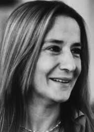 Pe pepit.ro, citiți un fragment din 𝑵𝒐𝒑𝒕̧𝒊𝒍𝒆 𝒓𝒆𝒄𝒊 𝒂𝒍𝒆  𝒄𝒐𝒑𝒊𝒍𝒂̆𝒓𝒊𝒆𝒊 de 𝐓𝐞𝐳𝐞𝐫 𝐎̈𝐳𝐥𝐮̈, apărut în  #BibliotecaPolirom (coord. Dan Croitoru), traducere din limba turcă și note  de Luminița Munteanu. O carte-cult a literaturii