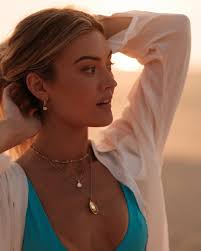 Laura Basham Bespoke