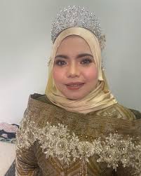 Muna Ahmad (@munaahmadmua) • Instagram photos and videos