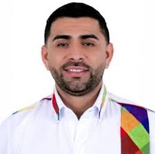 Wilfredo Serrano Muñoz (@WilfredoS97119)