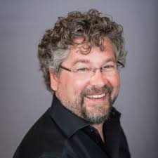 Network of Operating Partners, Portfolio Executives and Directors