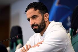 Amorim smekl před Guardiolou. Momentálně je mnohem lepší než já, uznal nový  kouč United