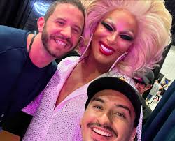 📍DragCon '24: You CAN Read the Doll