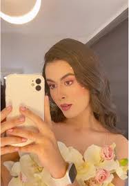 Merari Reyes (@merari.reyessss)