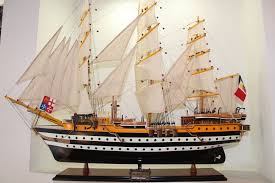 Come da titolo vendo nave scuola amerigo vespucci scala 1/100. Modello Amerigo Vespucci Navi Famose Il Principe Del Mare