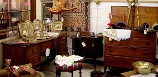 Cutiques An Upscale Home Decor Furniture Consignment Store In Leominster Thrifting Vintage Outfits Upscale