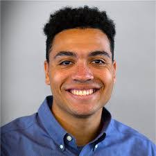 Gwendolyn Frank's Instagram, Twitter & Facebook