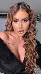 Ex-bailarina do Faustão Natacha Horana é presa em São Paulo