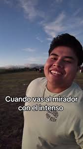 Salir con el Intenso: La Incomodidad de las Citas