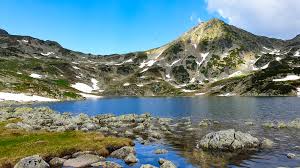 Unul dintre cei mai înalți 3000 de piloni din acest loc a fost numit coloana până la cer, însă a fost redenumit muntele. 10 Trasee Montane Superbe Din Romania Explore Gis