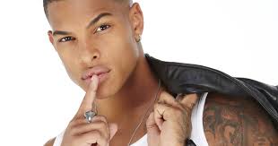 Marvin (Secret Story 10) : son "paquet" affole les internautes 😮