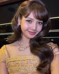 โพสต์ ถึงลูกสาวหลัง มีข่าวลือรักล่ม คุณแม่ริชชี่ โพสต์ข้อความเฟซบุ๊ก  ถึงลูกสาวหลัง มีข่าวรักล่ม ช่วงหนึ่งของความเผยว่า ขอบพระคุณพระเจ้าเถิด  ที่เรื่องทั้งหมดนี้เกิดขึ้น ก่อน การแต่งงาน ✨ เมื่อการหมั้นหมายถูกยกเลิก  (ข้อความถึงหญิงสาวที่ถูกคู่หมั้นทิ้ง ...