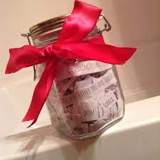 So you can easily just write down your moment of awesomene… A Jar Of 365 Reasons I Love My Mom I Love Mom My Love Gifts