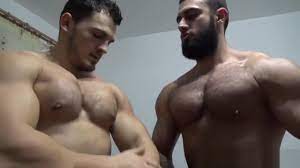 Huge pecs - video 2 - ThisVid.com