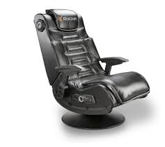 Gamer Computer Chair What You Need To Know Before Deciding Game Room Chairs Gaming Chair Video Game Room