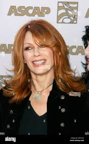 Nancy wilson heart hi-res stock photography and images