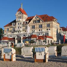 Die ferienwohnungen sind für bis zu vier, teilweise fünf, personen eingerichtet. Ferienwohnung 4 11 Im Haus Meeresblick Kuhlungsborn Ostsee Home Facebook