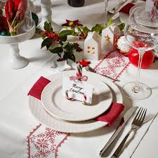 Klassisch In Rot Tischdeko Zu Weihnachten Weihnachten Tischdeko Tischdekoration Gastges Tischdeko Weihnachten Deko Weihnachten Tisch Deko Weihnachten Rot