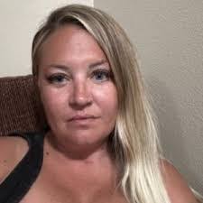 Gail Irwin's Instagram, Twitter & Facebook