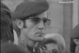 Após meses de tensão que opuseram dois grandes grupos, o dia 25 definiu vencedores e vencidos, realinhando o país com as democracias europeias. Grande Hotel 25 De Novembro De 1975