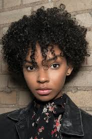 Coiffure frange courte cheveux courts. Frange 45 Inspirations Tendance Pour Adopter L Une Des Coupes Les Plus Populaires Au Monde Biba Magazine