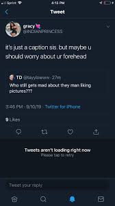 E على X: This girl told me “maybe you should worry about your forehead”...  my mom had a whole c-section because of my big ass head 😂😂 this is  nothing new t.coQv0Qvkff37 