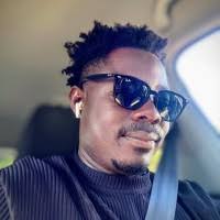 1600+ “Samuel” profili