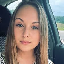 Stephanie Catoe's Instagram, Twitter & Facebook