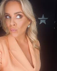 Candice Wyatt's Instagram, Twitter & Facebook