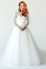 The tonight show starring jimmy fallon. Blake Lively S Wedding Dress What Do You Think She Wore Update We Have Details Straight From The Designer