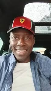 Zanmi Ti koze ak Lynn