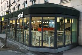 Ouvert la nuit est un film réalisé par edouard baer avec edouard baer, sabrina ouazani. Bienvenue Dans Votre Restaurant Mcdonald S Paris Austerlitz