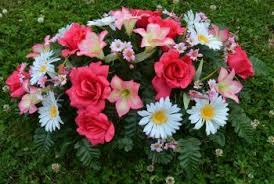 I lucked up on a great sale at joann's. Deluxe Spring Rose And Daisy Cemetery Saddle Arrangement Ellis Home Garden