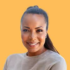 Top 45 Airbnb Influencers in 2025