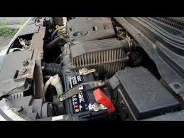 Bateri kering tidak memerlukan pemilik kereta untuk periksa air bateri setiap masa. Petua Menukar Bateri Kereta Yang Lemah Roda Pusing Vlog Youtube