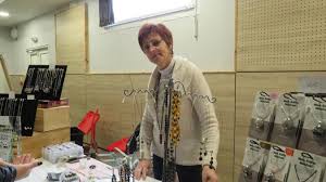 Les produits les plus représentés sont les produits ménagers, les vêtements, la lingerie et les produits ménagers. Quinze Exposants Au Premier Salon Dedie A La Vente A Domicile A Saint Venant