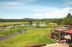 Caravan park/campground in sunriver with restaurant and outdoor pool. 7 Adventurous Things To Do In Sunriver Oregon Oregon Is For Adventure